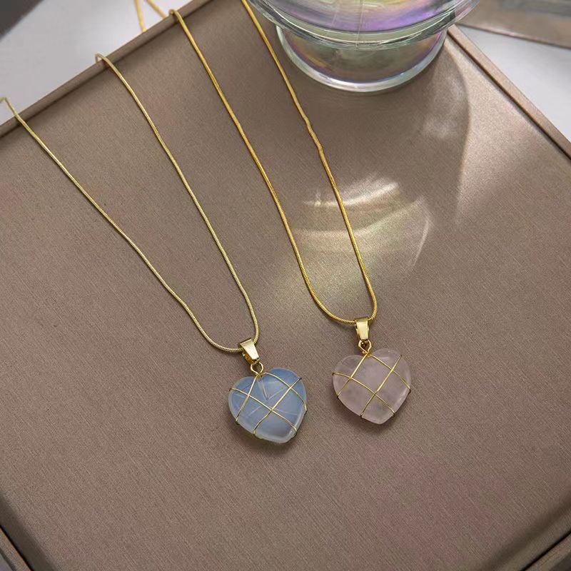 Moonstone Princess Heart Necklace For Girls In Novelty Style