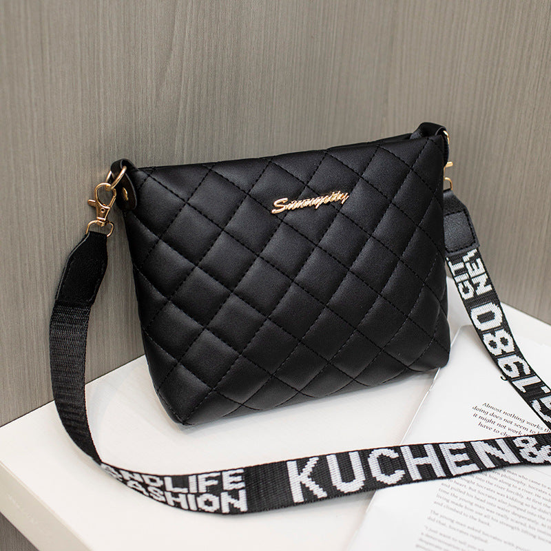 Small Embroidered Chain Crossbody Bag for Women