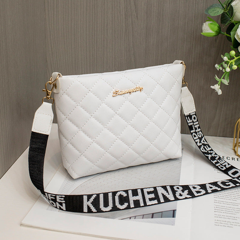 Small Embroidered Chain Crossbody Bag for Women