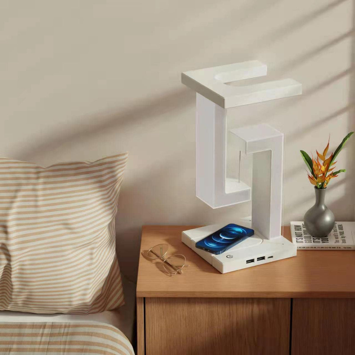 Wireless Charging Floating Table Lamp With Balance Light