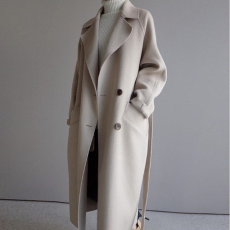 Women's Long Winter Coat with Timeless Design for Cold Days