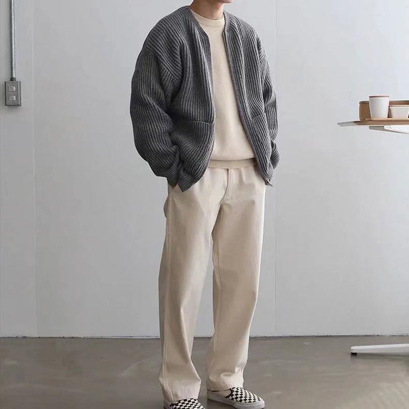 Men's Zip-Up Knitted Cardigan Jumper with Funnel Neck and Pockets