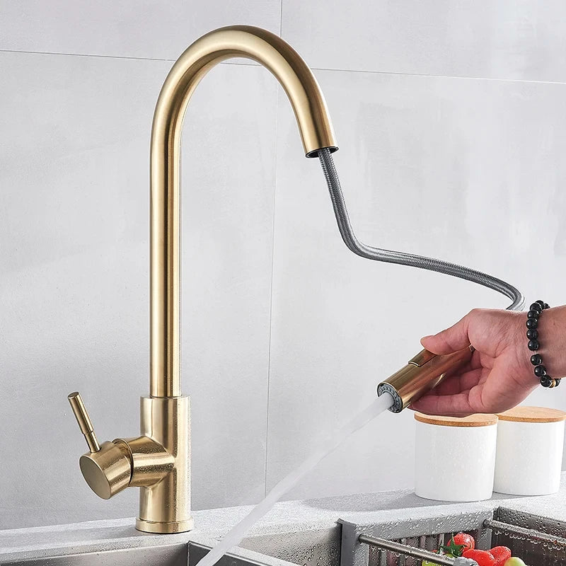 360° Swivel Kitchen Tap with Ergonomic Lever and Modern Design