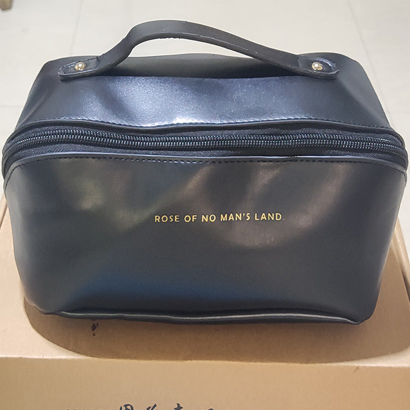 Large Capacity Women's Travel Cosmetic Bag In Soft Leather