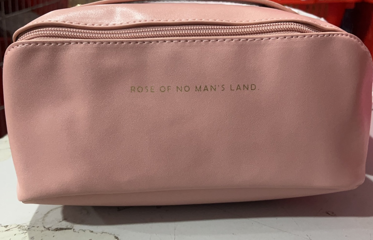 Large Capacity Women's Travel Cosmetic Bag In Soft Leather