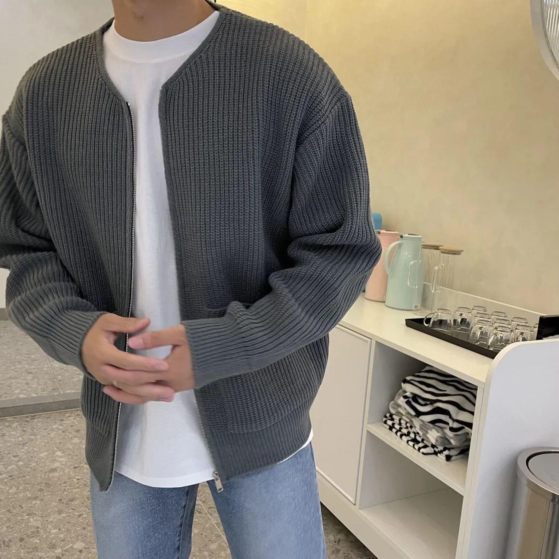 Men's Zip-Up Knitted Cardigan Jumper with Funnel Neck and Pockets