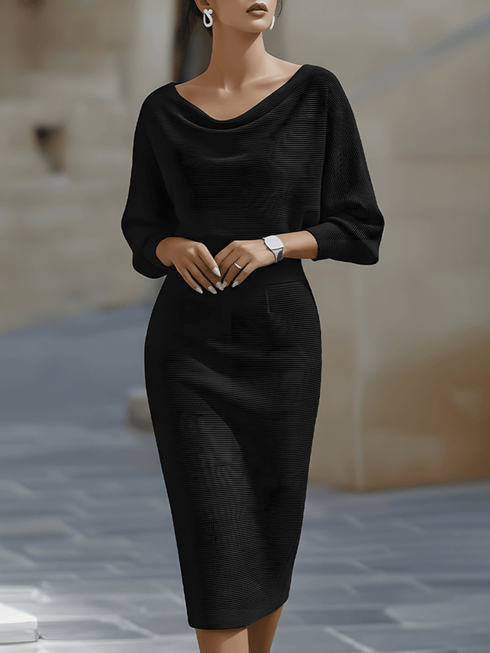Liora | Robe midi élégante à manches chauve-souris et drapé