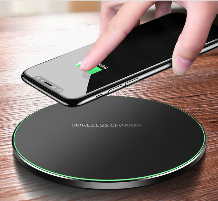 Slim Wireless Charging Pad with Fast Charge and Copper Coil