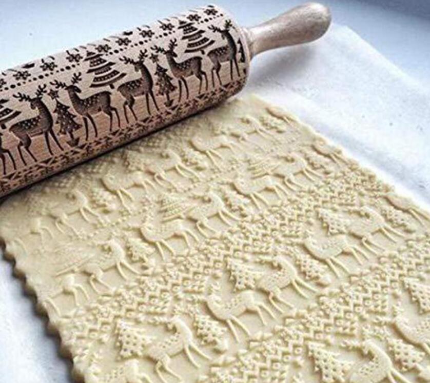 Wooden Christmas Embossing Rolling Pin for Cookies and Dough