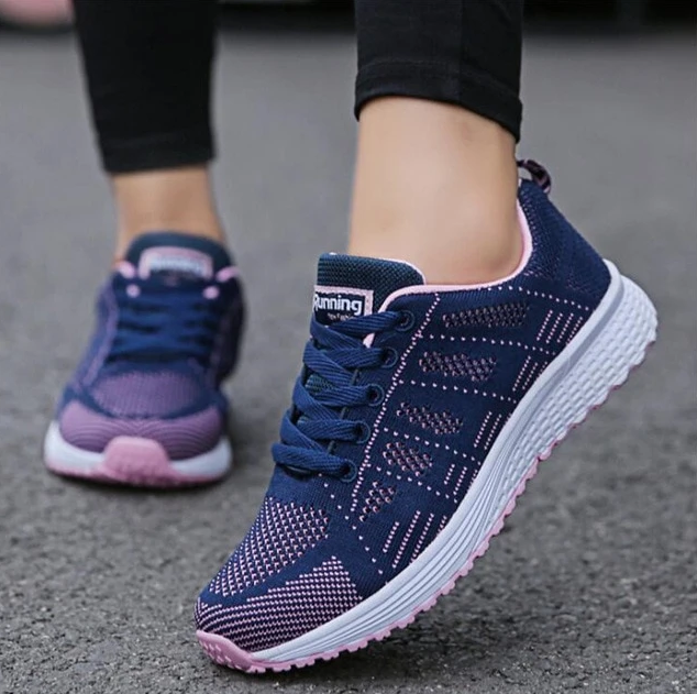 Women's Lightweight Mesh Sports Sneakers with EVA Sole