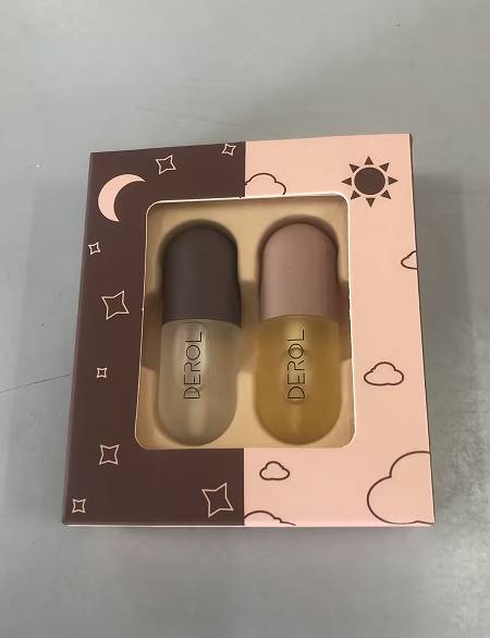 Day and Night Lip Plumper Oil Gloss for Soft, Glossy Lips