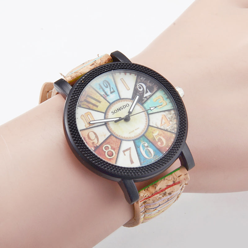 Casual Vintage Leather Strap Women's Quartz Wrist Watch Gift
