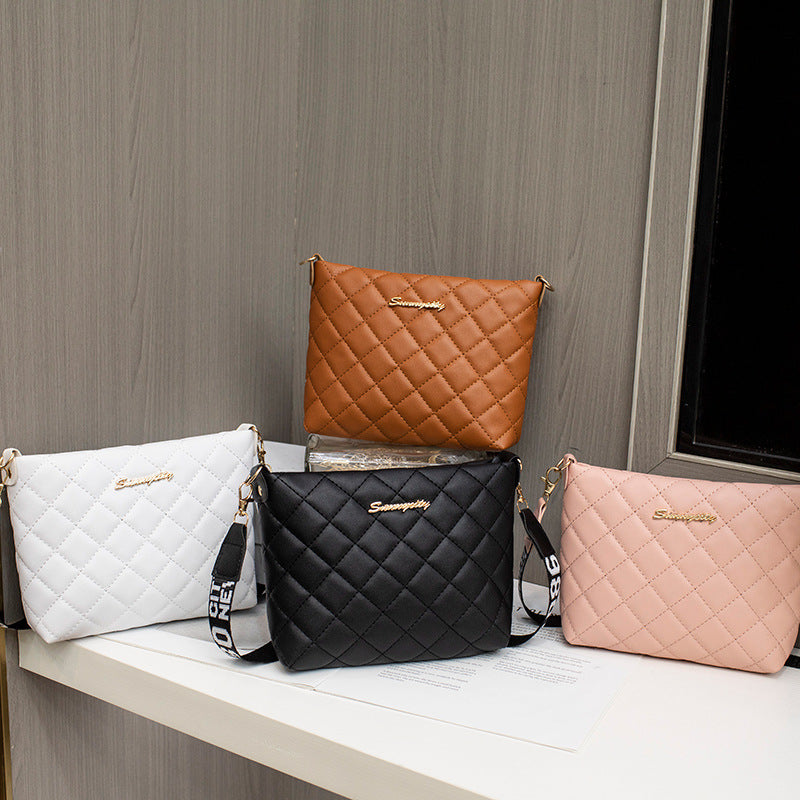 Small Embroidered Chain Crossbody Bag for Women