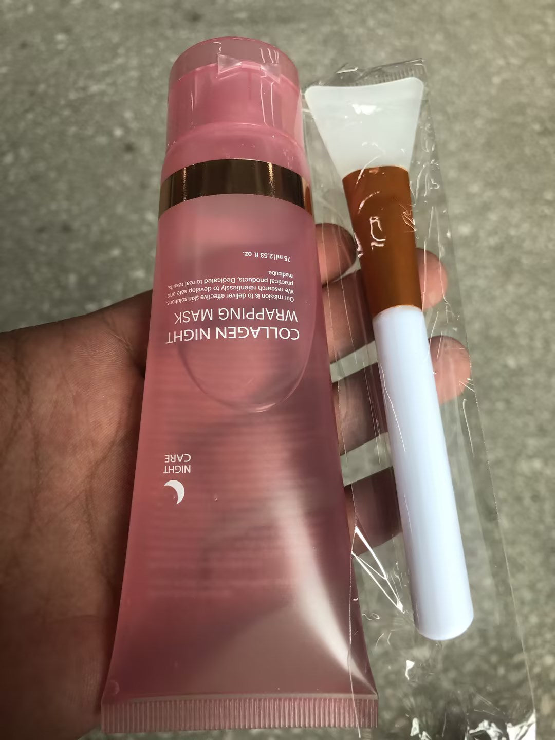 Collagen Tear-Off Night Face Mask For A Smooth, Hydrated Look