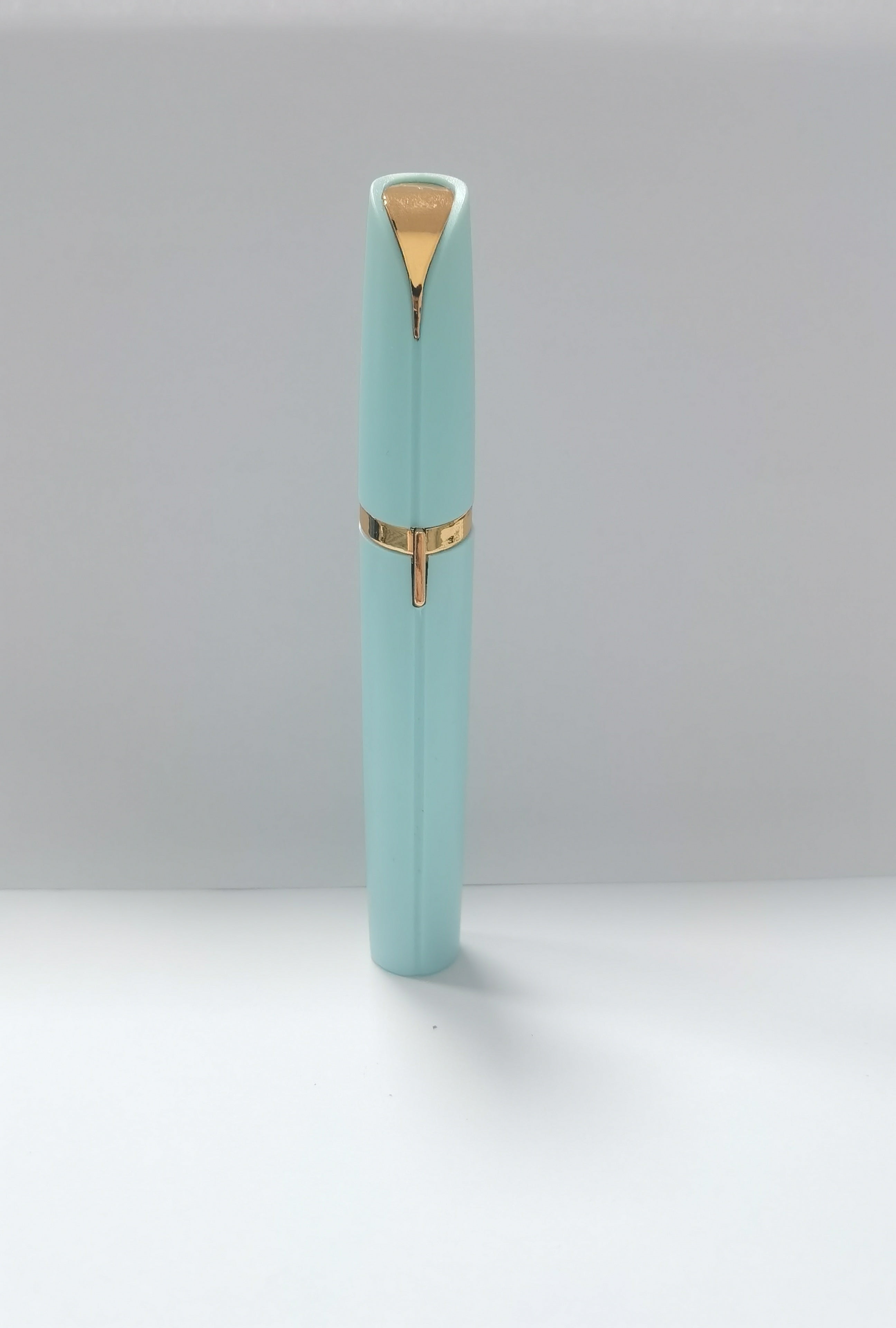 Mini Electric Eyebrow Trimmer with LED Light and Gold-Plated Head