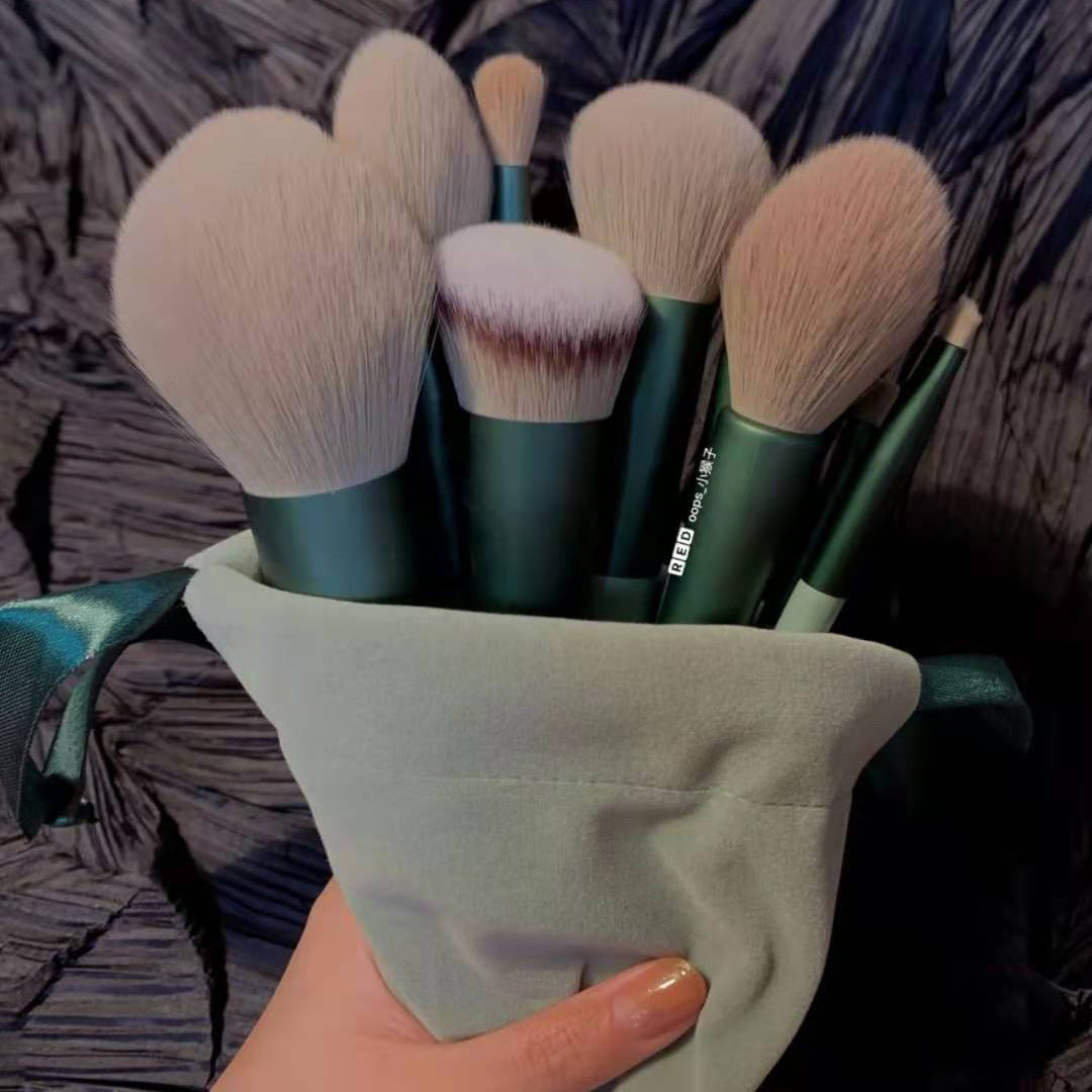 13-Piece Makeup Brush Set with Concealer, Blush and Eyeshadow Brushes