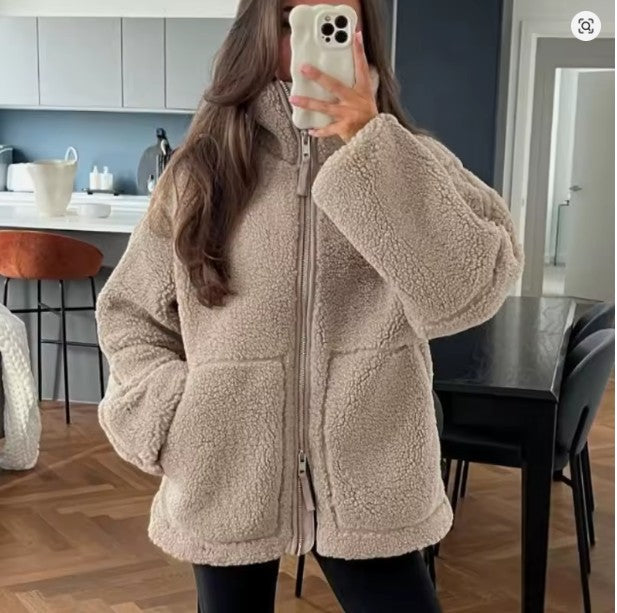 Women's Oversized Fleece Jacket with Stand Collar and Zip