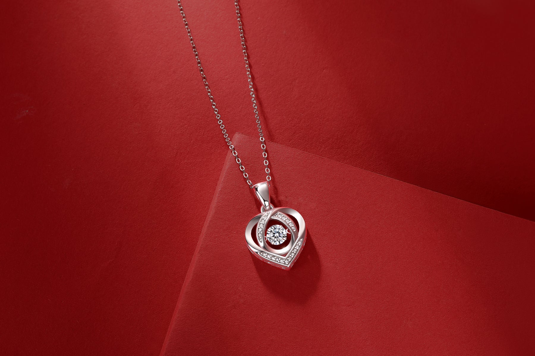 Luxury Heart Pendant Necklace Set with Moissanite Diamond