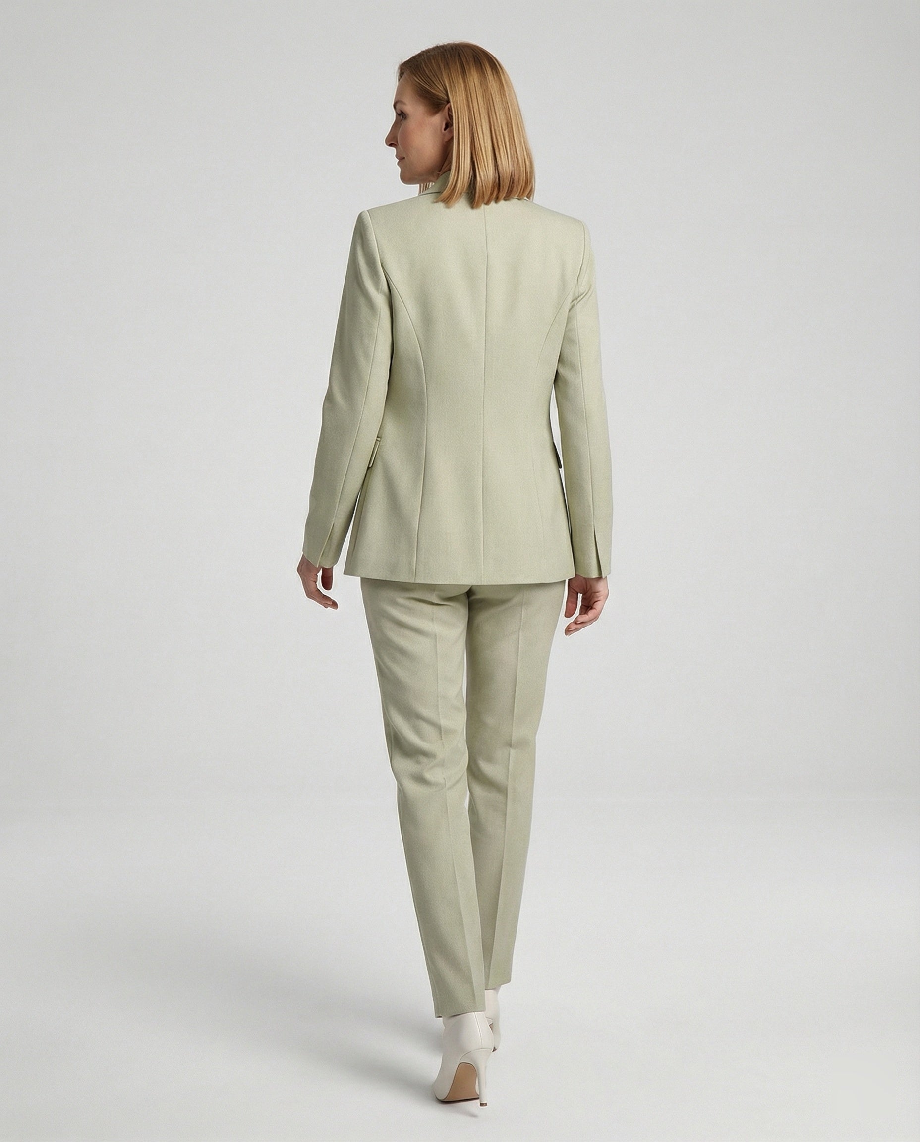 Women's Two-Piece Trouser Suit with Single-Breasted Blazer