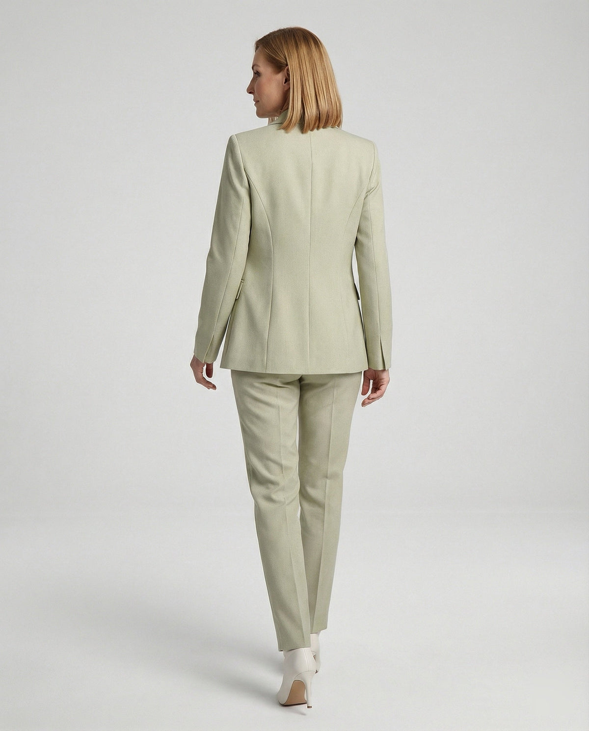 Women's Two-Piece Trouser Suit with Single-Breasted Blazer