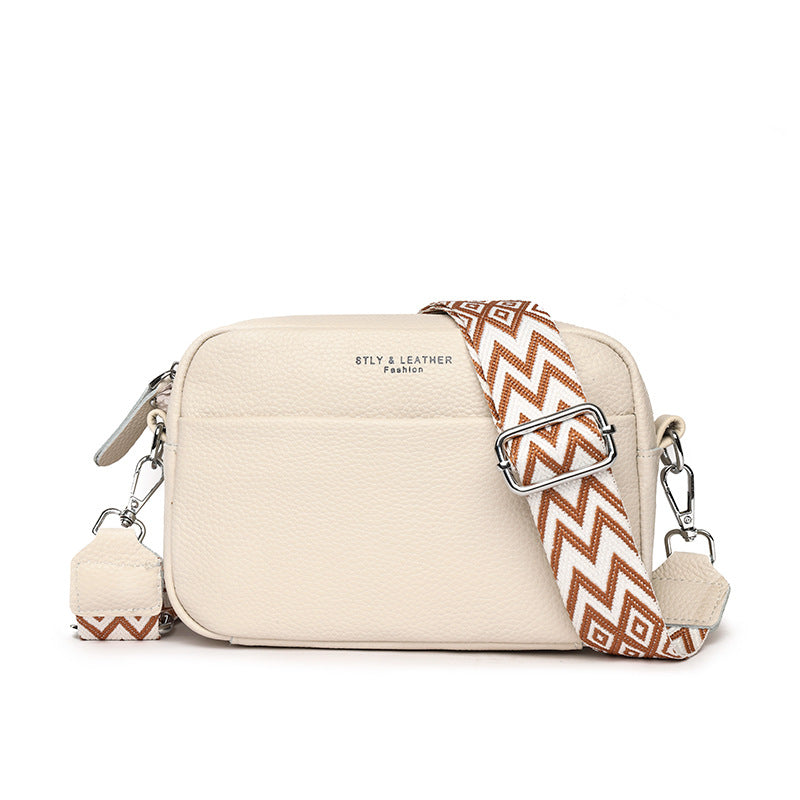 Women's Rhombus Embroidered Small Square Crossbody Bag