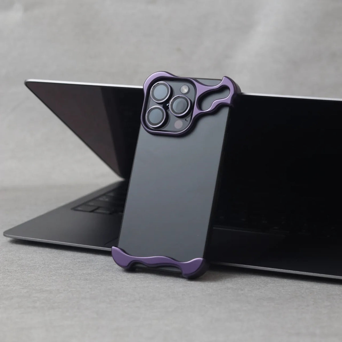 Zinc Alloy Phone Case with Anti-Drop Protection in Minimalist Style