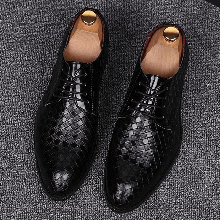 Scarpe Derby da uomo in tessuto goffrato con chiusura con lacci